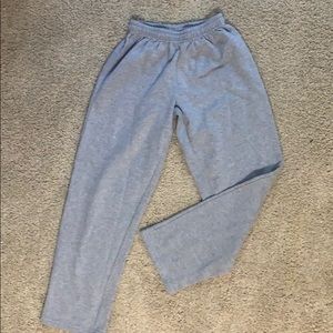 Simple grey sweats (size M)